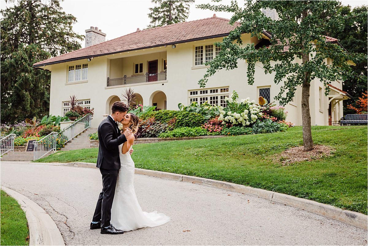 Elsie Perrin Williams Estate Wedding Venue in London Ontario by Dylan and Sandra Photography